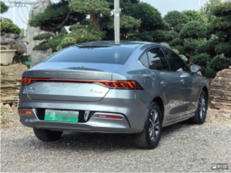 
										2023 BYD Qin PLUS DM-i Plug-in Hybrid Sedan full									